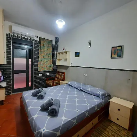 Lovely And Quite Appartament 1-3 A Apartamento Tirana