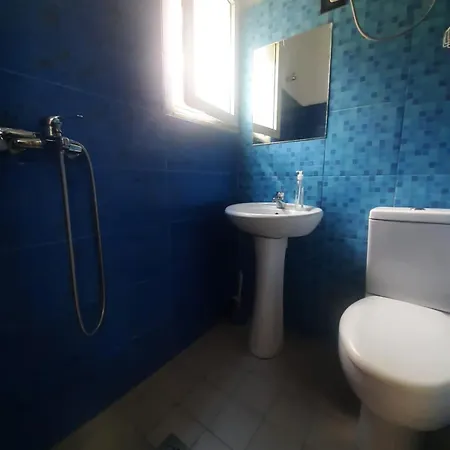 Apartment Lovely And Quite Appartament 1-3 A Tirana