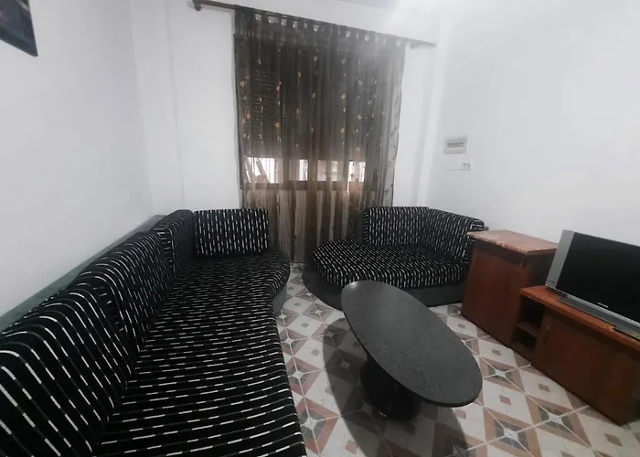 公寓 Lovely And Quite Appartament 1-3 A 地拉那