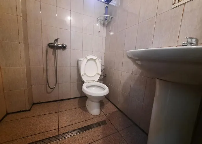 公寓 Lovely And Quite Appartament 1-3 A 地拉那