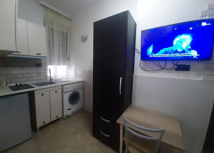 Lovely And Quite Appartament 1-3 A 公寓 *